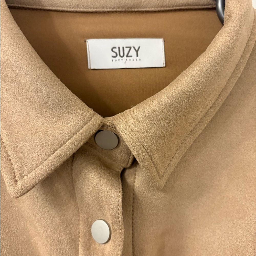 NWOT Tan Button-Up Shirt with Tie Waist - Picture 5 of 6